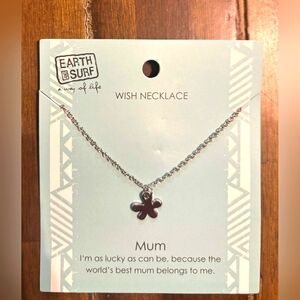 BEAUTIFUL NECKLACE FOR THE MOM’s